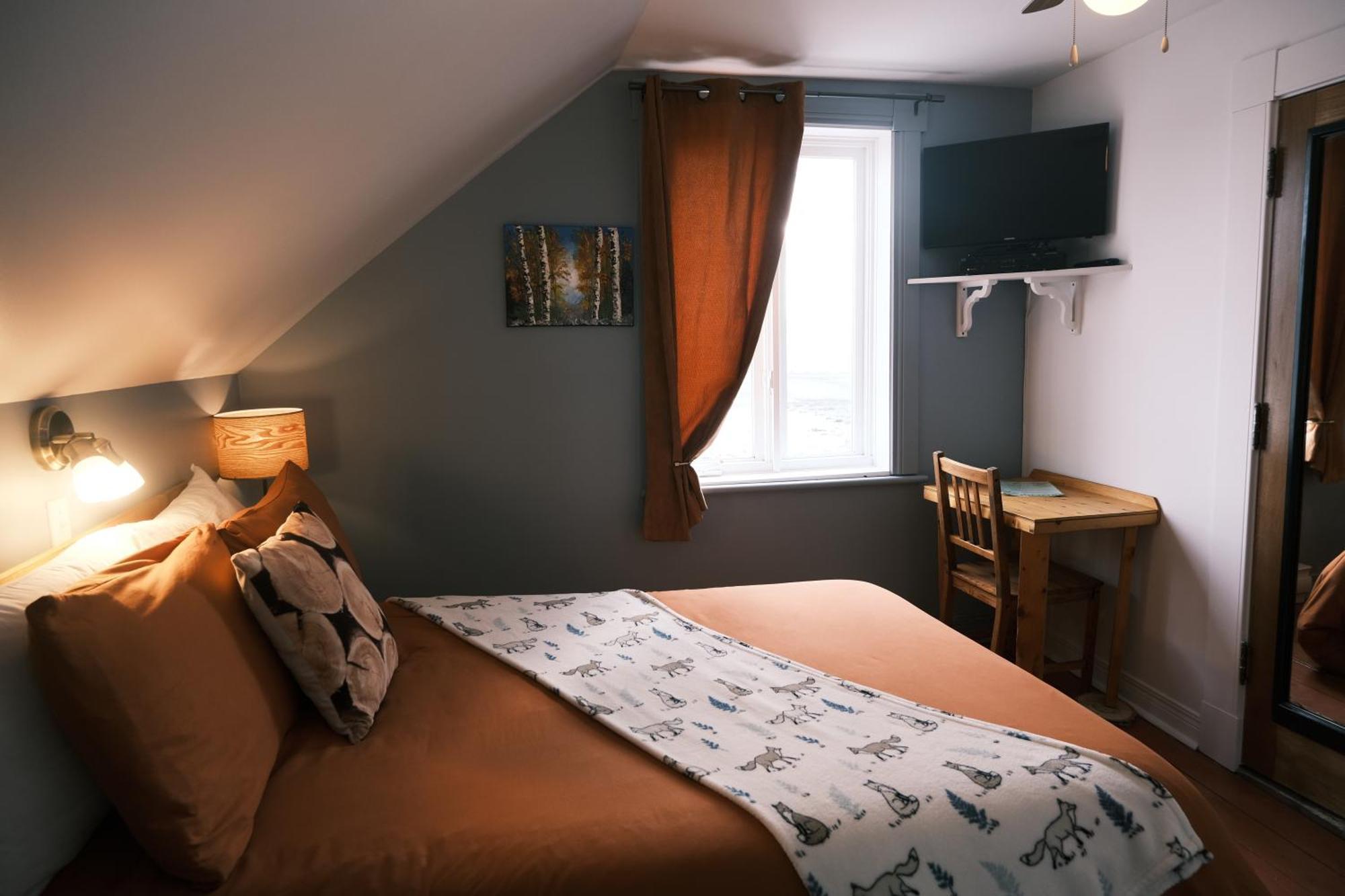Bed and Breakfast Les Pinsons Des Rives La Malbaie Zimmer foto