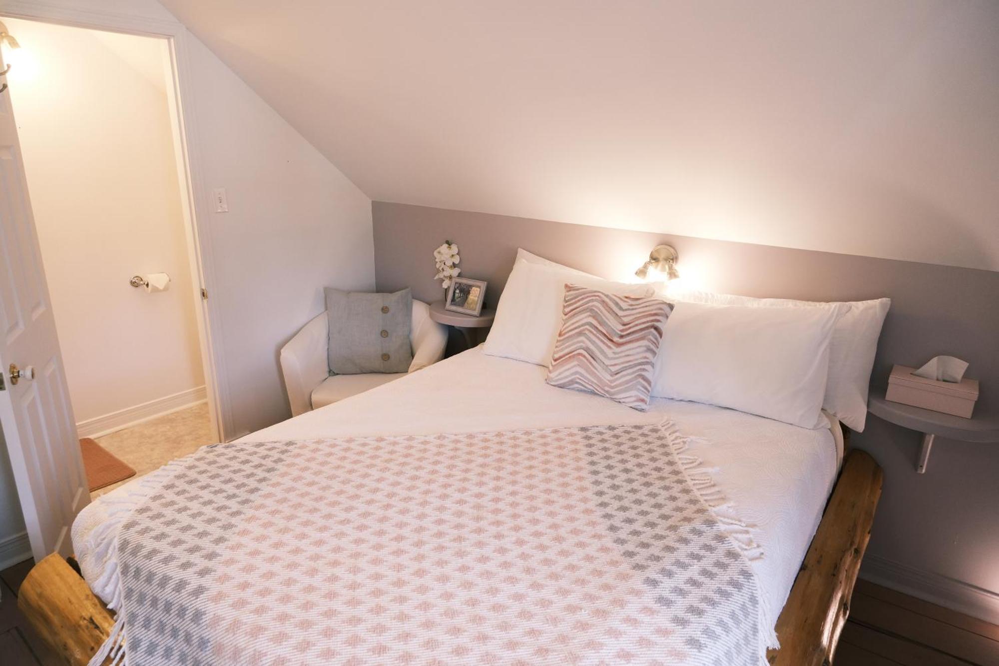 Bed and Breakfast Les Pinsons Des Rives La Malbaie Zimmer foto