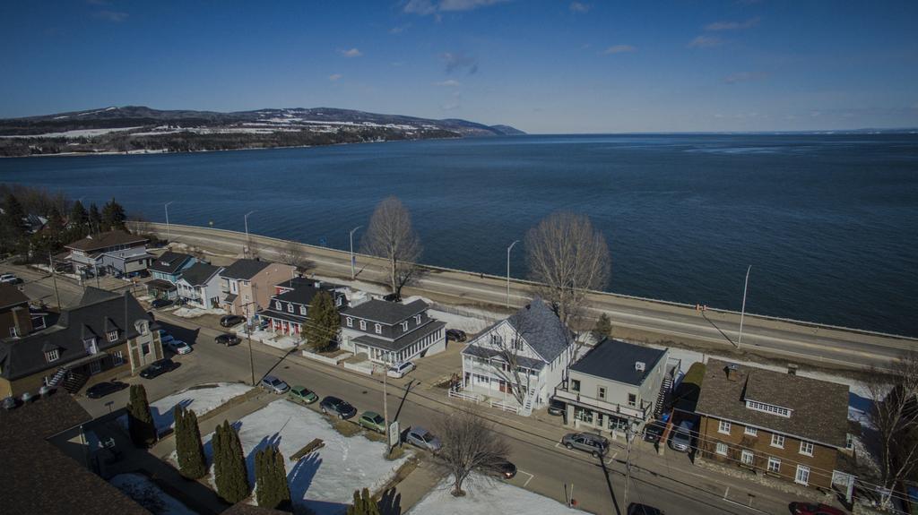Bed and Breakfast Les Pinsons Des Rives La Malbaie Exterior foto